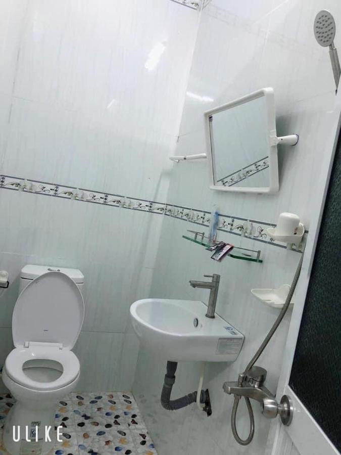 Nha Nghi Le Duoc Hotell Hà Tiên Exteriör bild